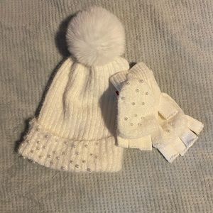 Cute winter hat and gloves set